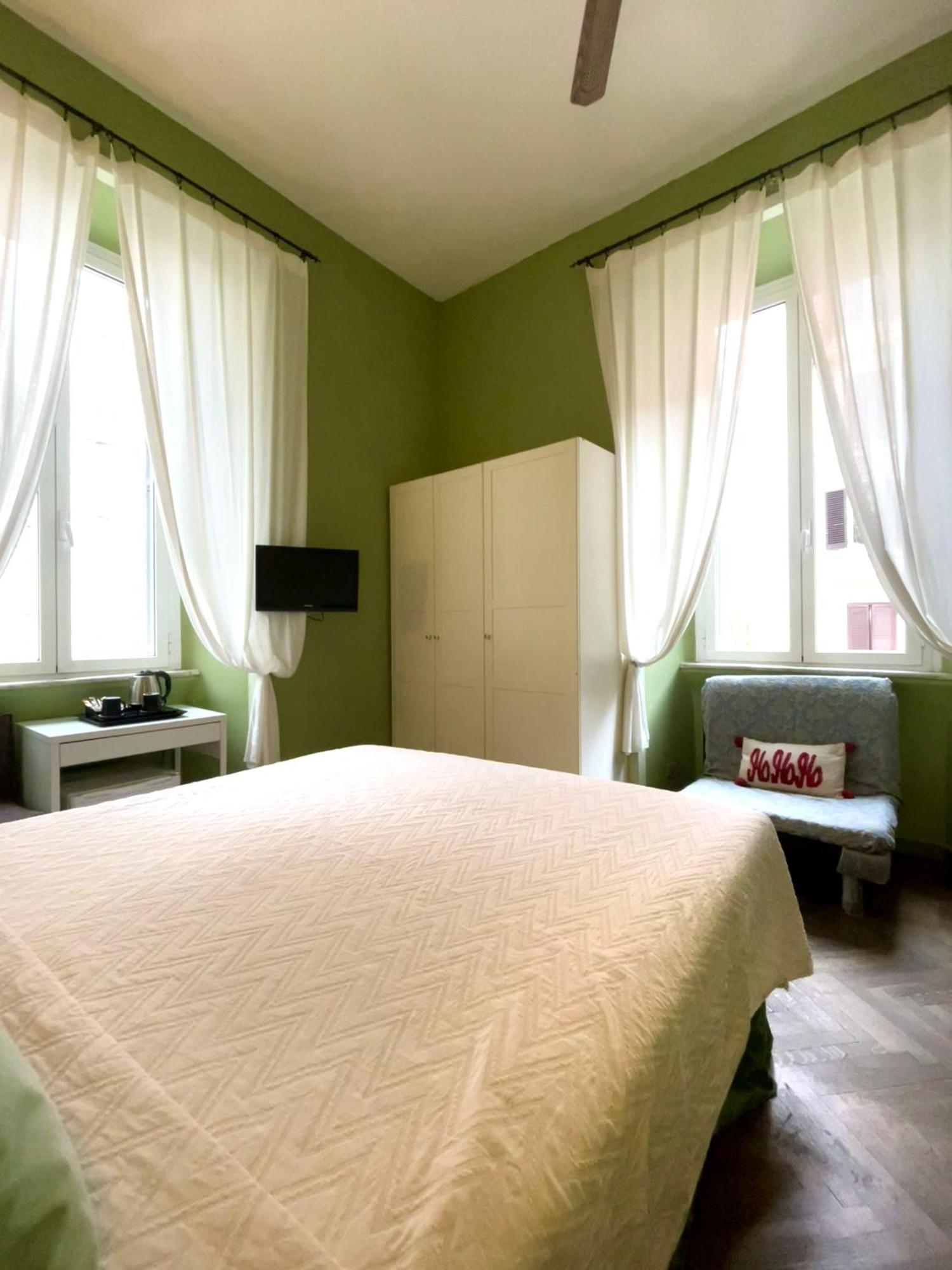 Guest House Meret Рим Екстериор снимка