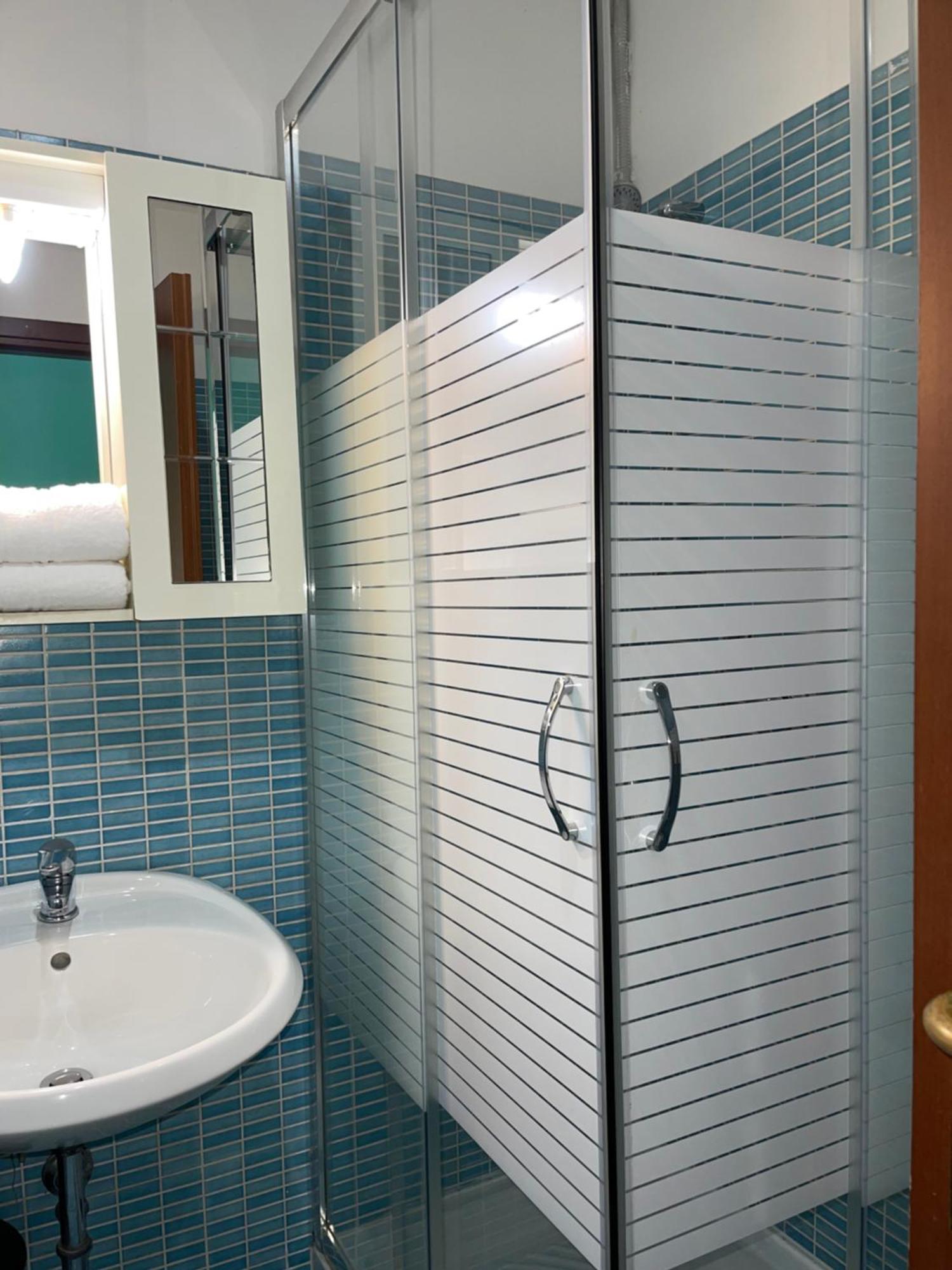 Guest House Meret Рим Екстериор снимка